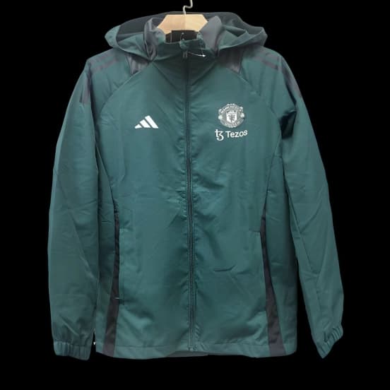 24/25 Manchester United Green Windbreaker — jersey
