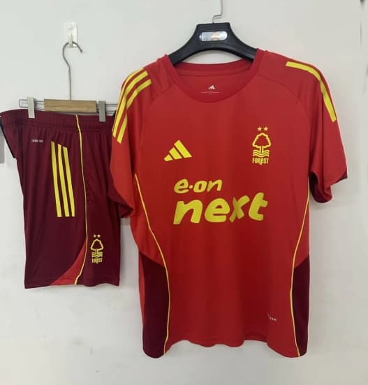 25/26 Nottingham Forest Pre-Match Training Jersey Red+ Shorts — Nottingham Forest Football Club