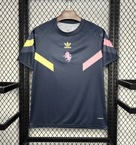 24/25 Juventus Pre-match Training Jersey Uniform Jersey — Juventus de Turín