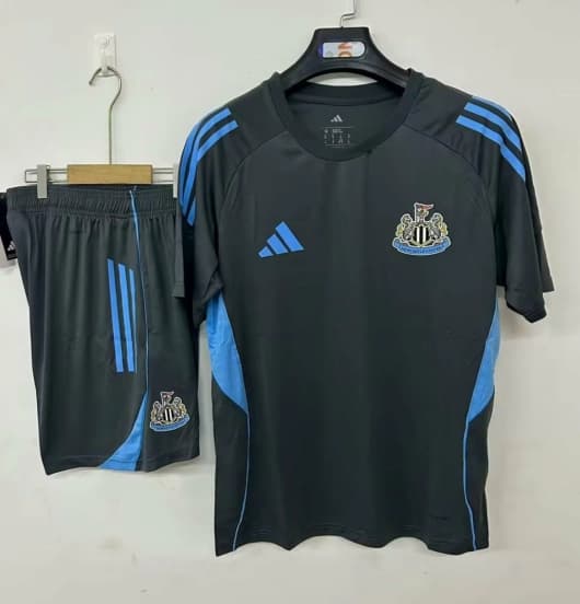 25/26 Newcastle United Pre-Match Training Jersey Grey+ Shorts — Newcastle United Football Club