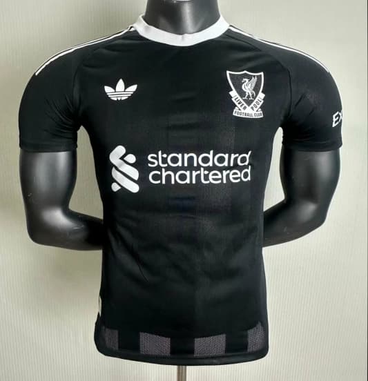 Player Version 25/26 Liverpool Black Goalkeeper Jersey — Liverpool Football Club